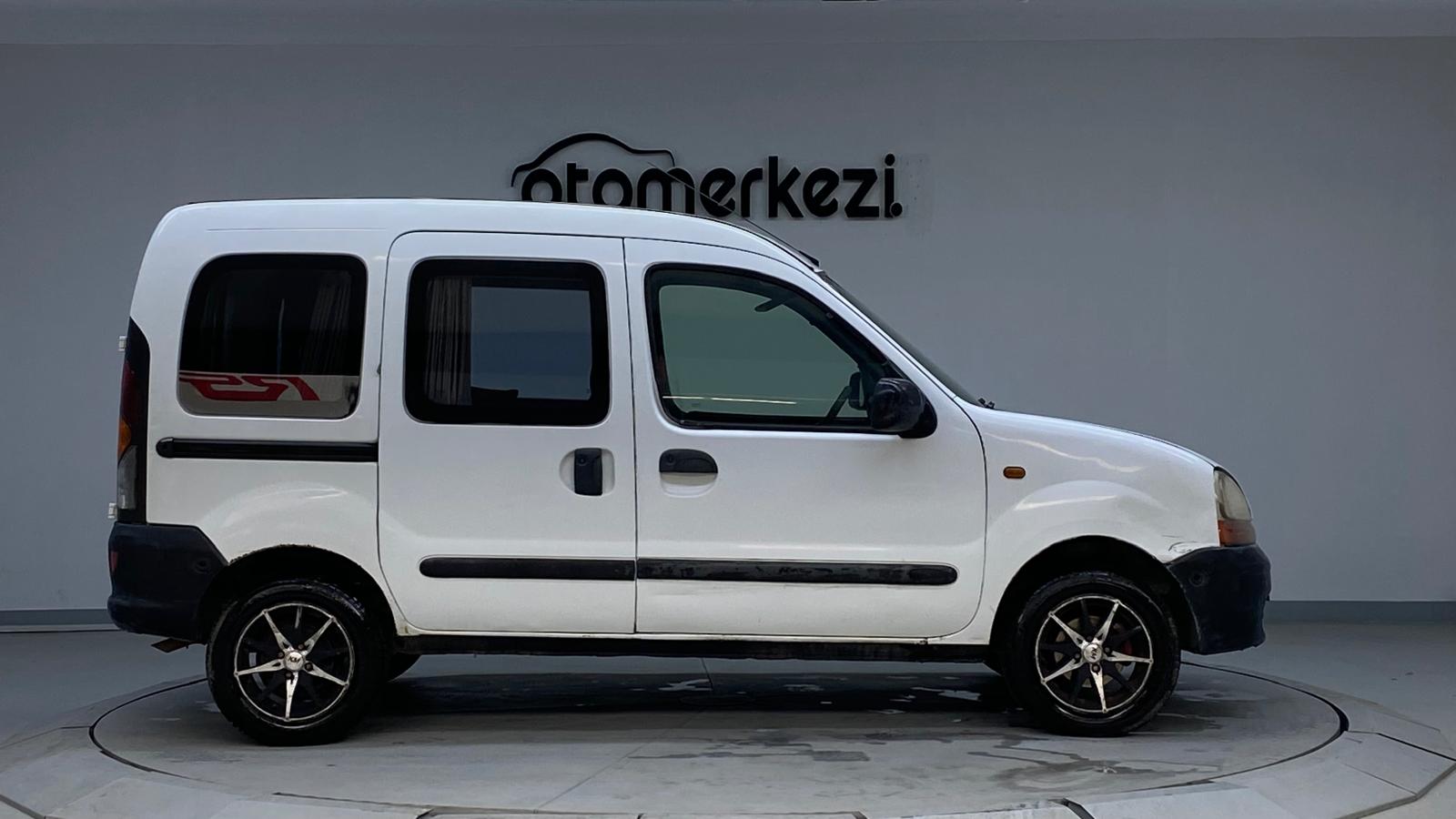 RENAULT KANGOO 8